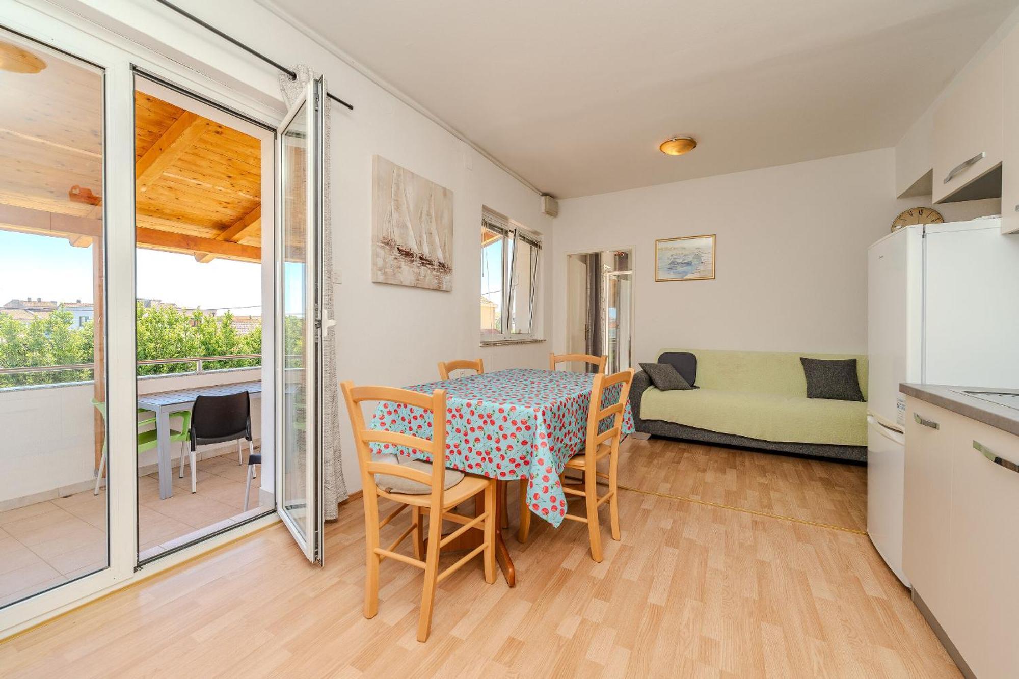 פריבלאקה Apartments Mlado מראה חיצוני תמונה