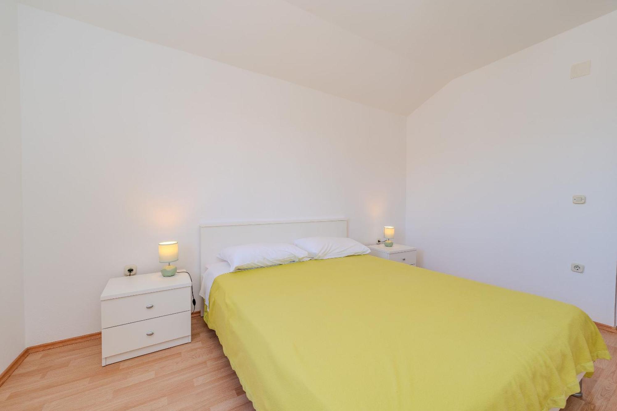 פריבלאקה Apartments Mlado מראה חיצוני תמונה