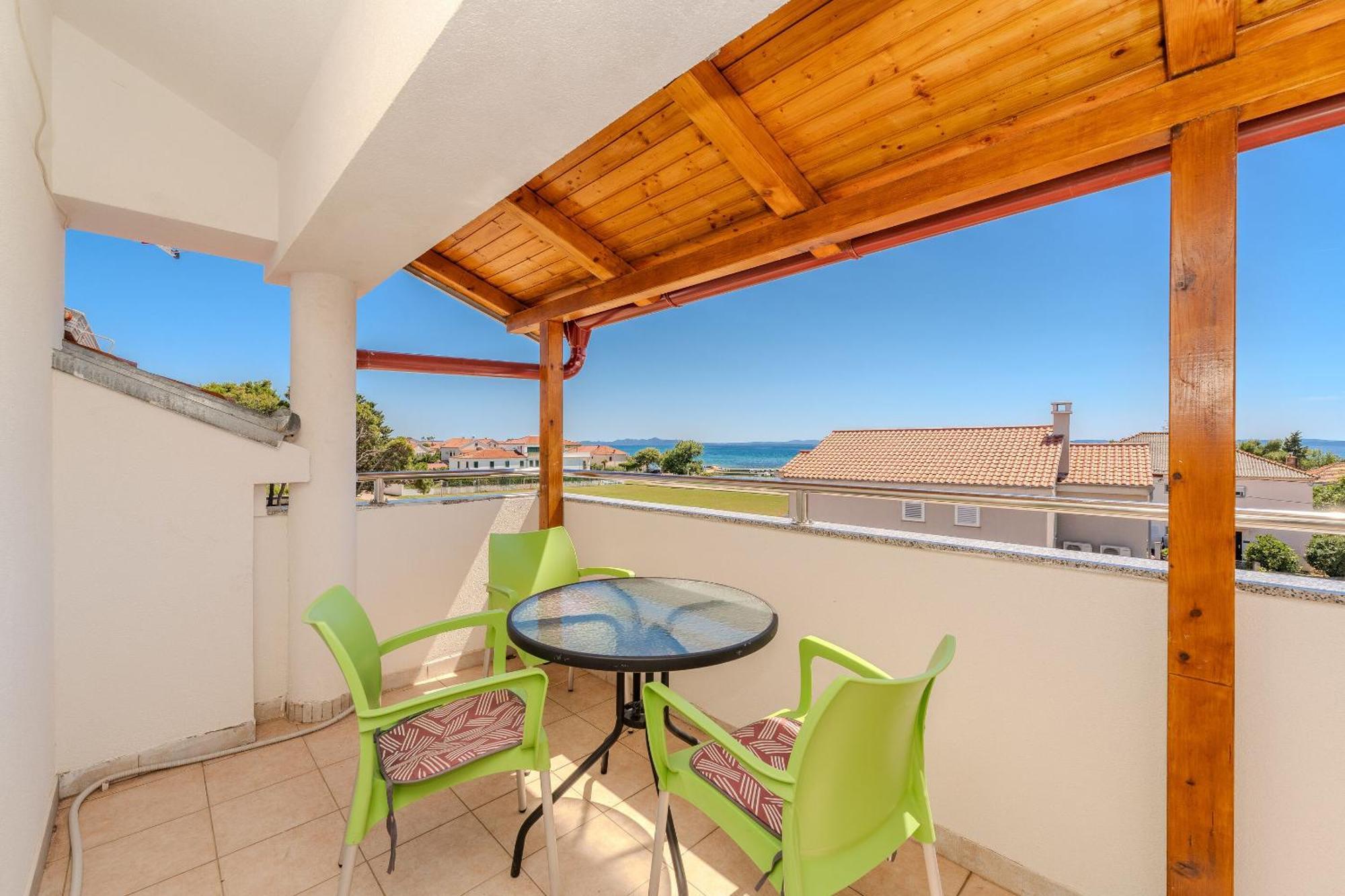 פריבלאקה Apartments Mlado מראה חיצוני תמונה